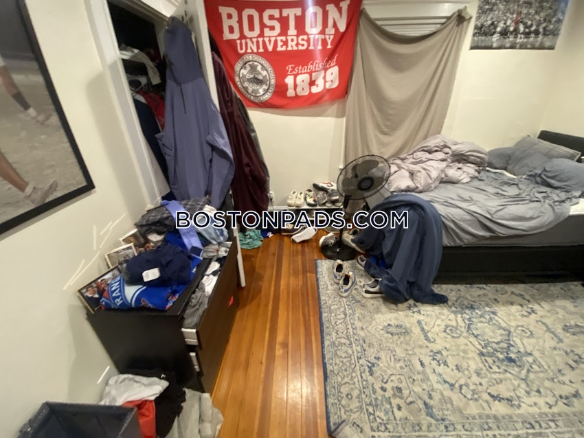 BOSTON - ALLSTON - 5 Beds, 2.5 Baths - Image 8