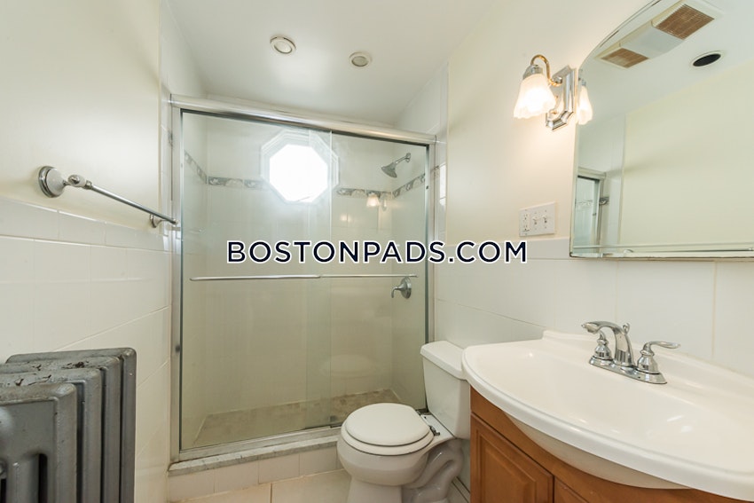 BOSTON - BRIGHTON - OAK SQUARE - 4 Beds, 2 Baths - Image 16