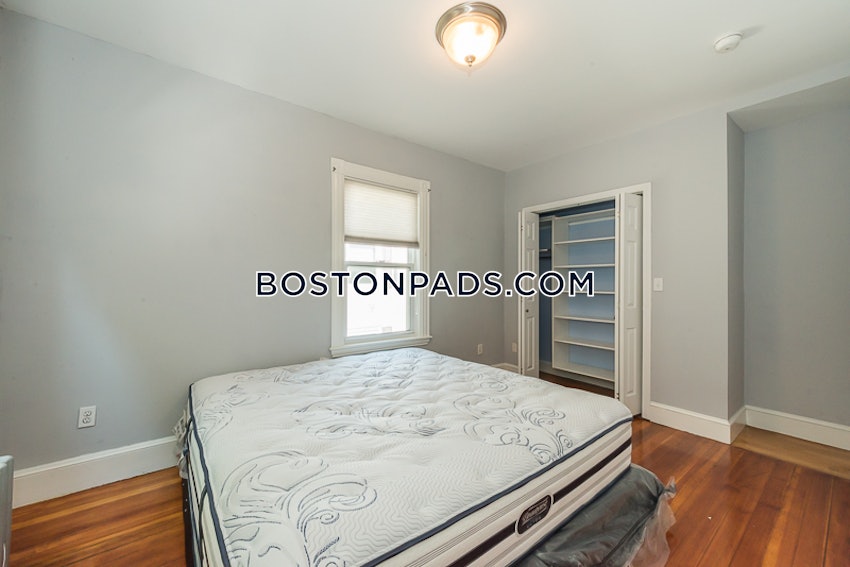 BOSTON - BRIGHTON - OAK SQUARE - 4 Beds, 2 Baths - Image 9