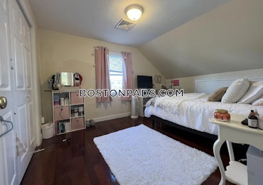 Boston - 2 Beds, 1 Baths