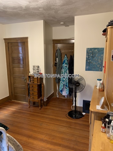 Boston - 3 Beds, 1 Baths