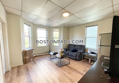 Mission Hill 3 Beds 1.5 Baths Boston - $4,800 No Fee