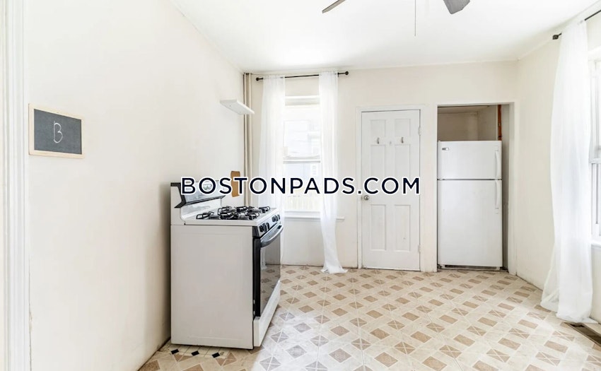 BOSTON - DORCHESTER/SOUTH BOSTON BORDER - 2 Beds, 1 Bath - Image 18