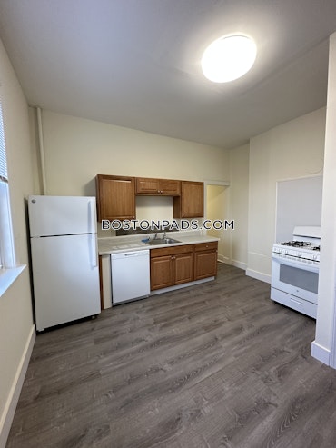 Boston - 3 Beds, 2 Baths