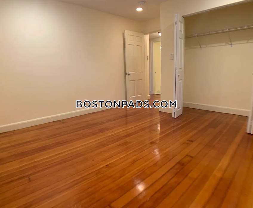 Waban - $3,000+ /month