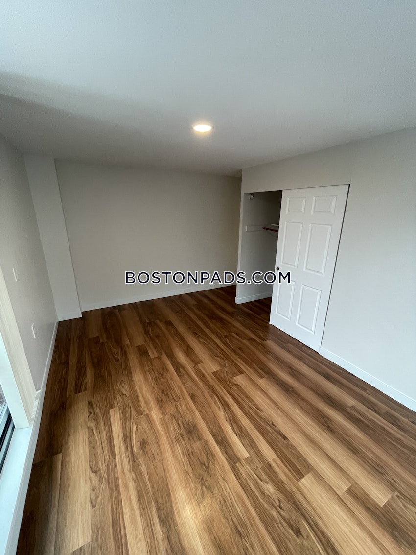 BOSTON - NORTH END - 2 Beds, 1 Bath - Image 1