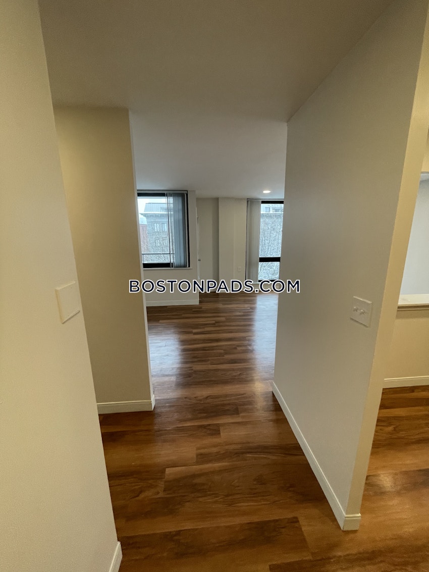 BOSTON - NORTH END - 2 Beds, 1 Bath - Image 4