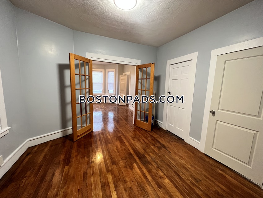 BOSTON - EAST BOSTON - BREMEN ST. PARK/AIRPORT STATION - 2 Beds, 2 Baths - Image 5