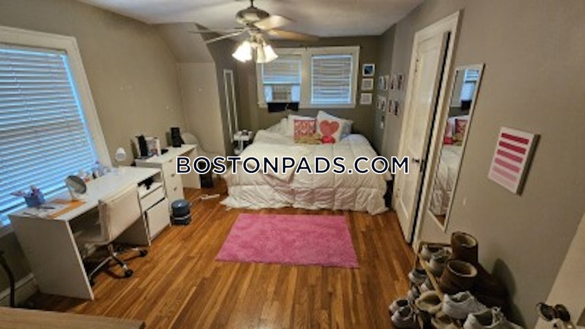 BOSTON - BRIGHTON - BOSTON COLLEGE - 6 Beds, 3 Baths - Image 4