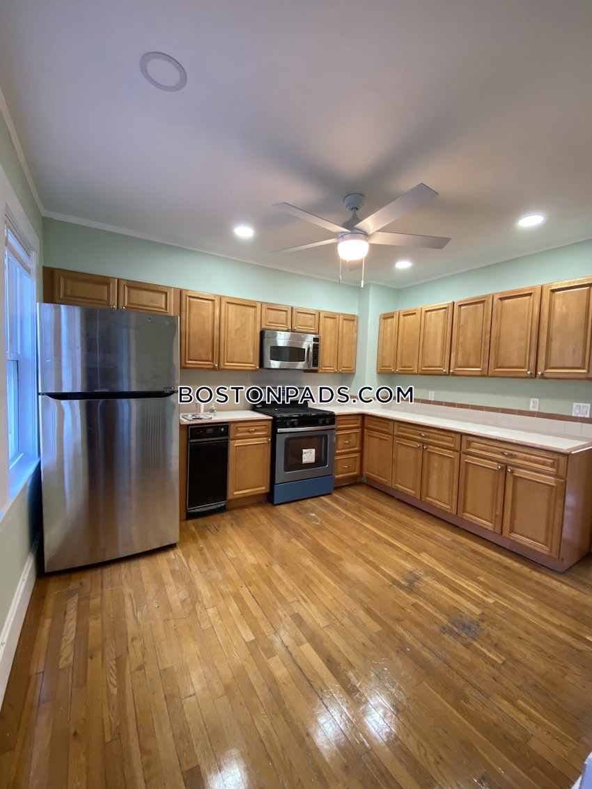 BOSTON - ROSLINDALE - 4 Beds, 1 Bath - Image 1