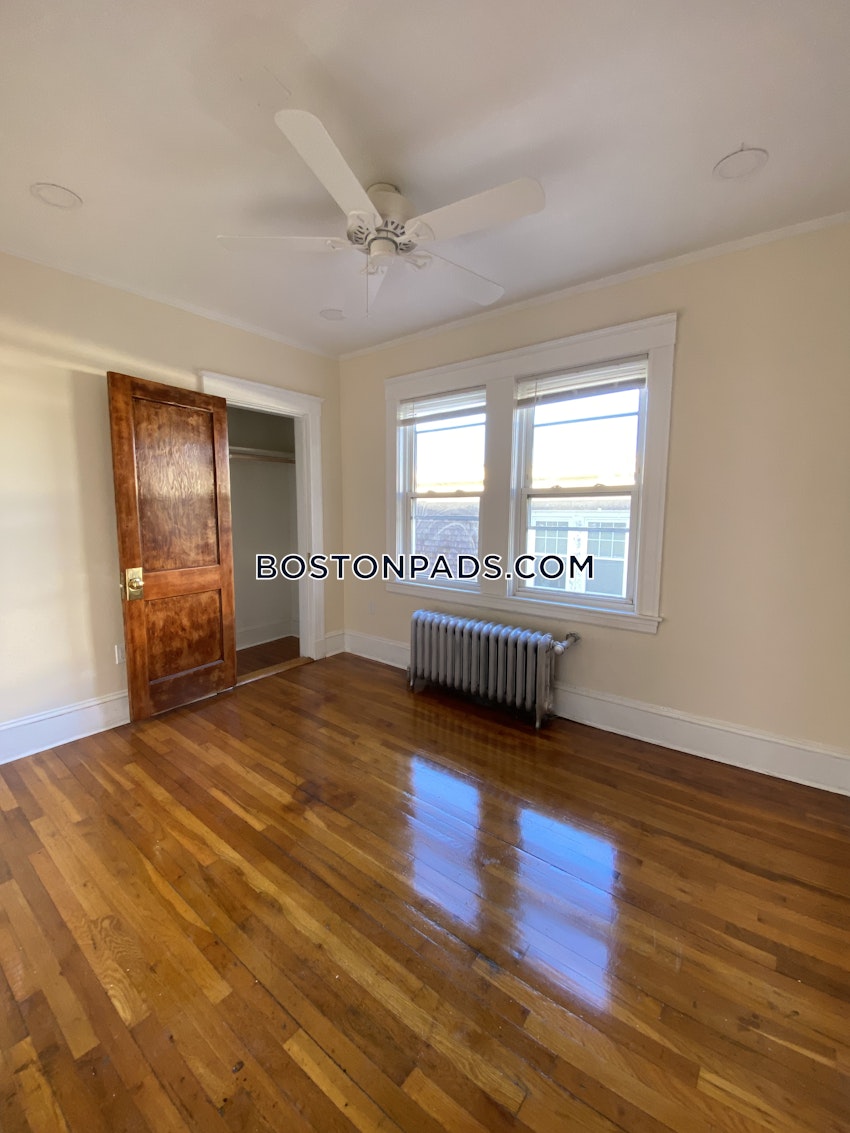 BOSTON - ROSLINDALE - 4 Beds, 1 Bath - Image 14