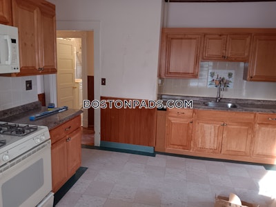 Cambridge 3 Bed 1 Bath CAMBRIDGE  Porter Square - $3,800