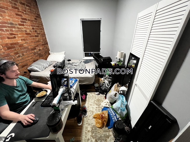 Boston - $3,145+ /mo