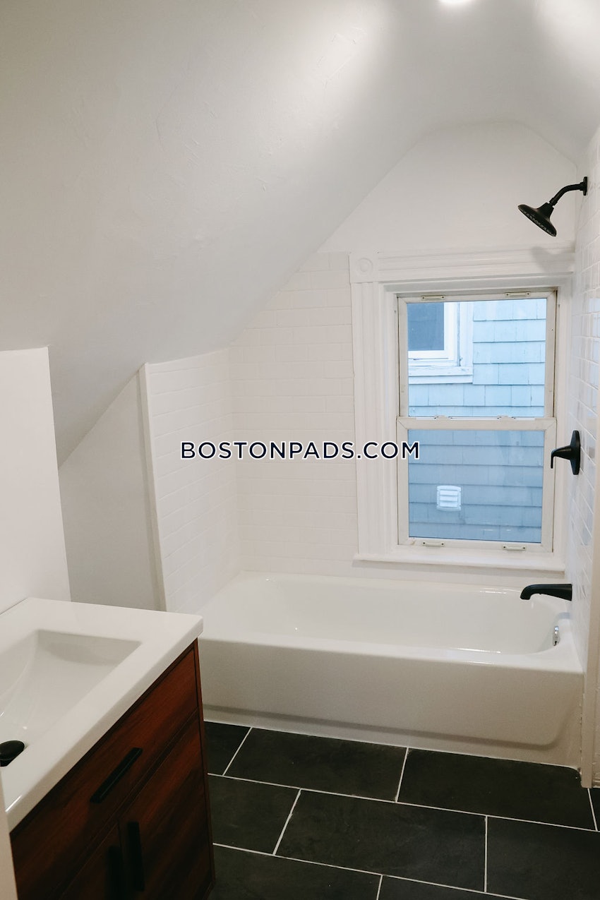 BOSTON - JAMAICA PLAIN - ARBORETUM - 4 Beds, 2 Baths - Image 12