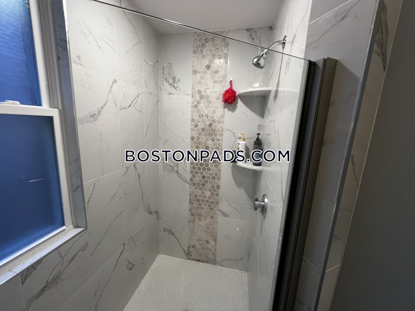 BOSTON - ALLSTON - 5 Beds, 2 Baths - Image 11