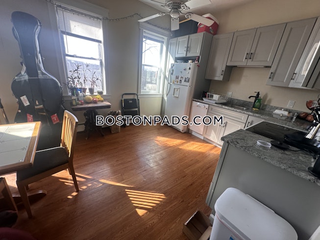 Boston - $4,500+ /mo