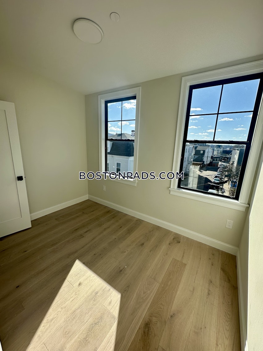 BOSTON - SOUTH BOSTON - ANDREW SQUARE - 4 Beds, 2 Baths - Image 6