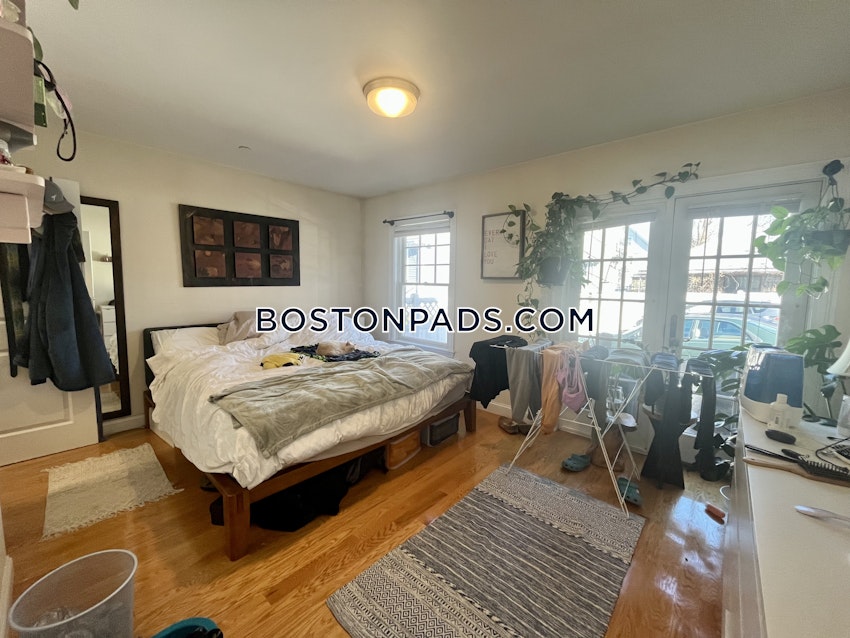 BOSTON - ALLSTON/BRIGHTON BORDER - 2 Beds, 1 Bath - Image 4
