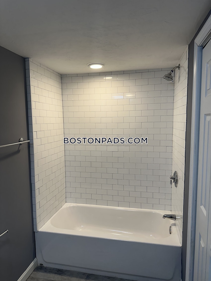 BOSTON - EAST BOSTON - EAGLE HILL - 3 Beds, 2 Baths - Image 18