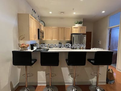 Downtown 2 Beds Downtown Boston - $1,925 No Fee