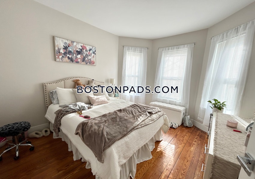 BOSTON - SOUTH BOSTON - THOMAS PARK - 4 Beds, 1.5 Baths - Image 8