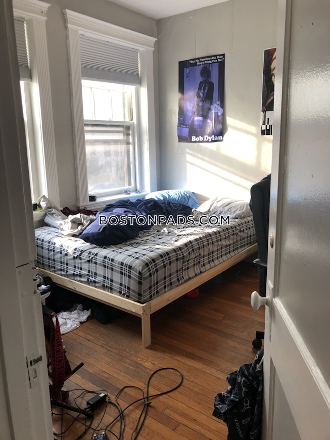 Boston - $5,050+ /mo