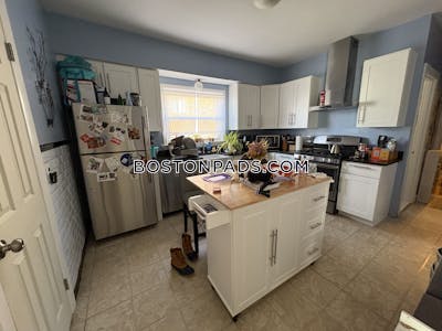 Somerville 2 Beds 1 Bath  Magoun/ball Square - $3,600 No Fee