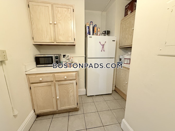 fenwaykenmore-3-beds-1-bath-boston-5500-8033512 