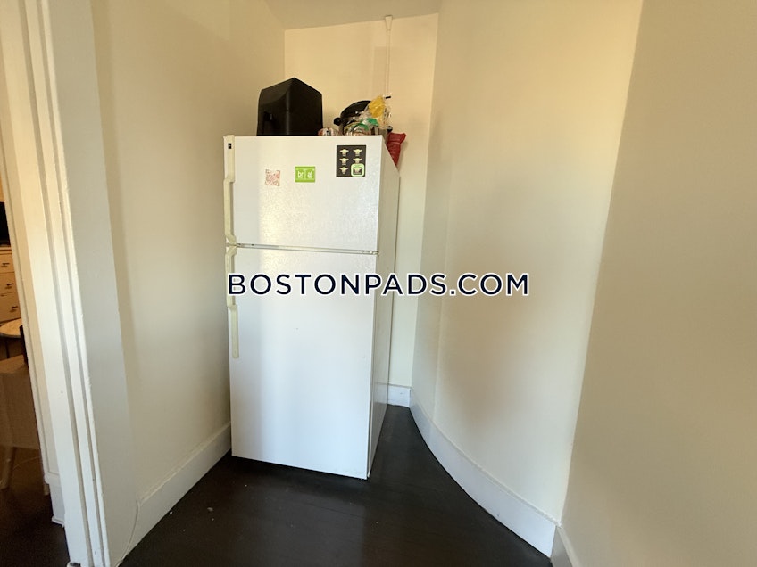 Boston - $5,800+ /month