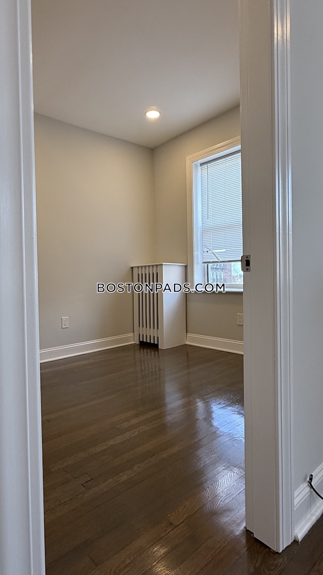 Boston - $3,150+ /mo