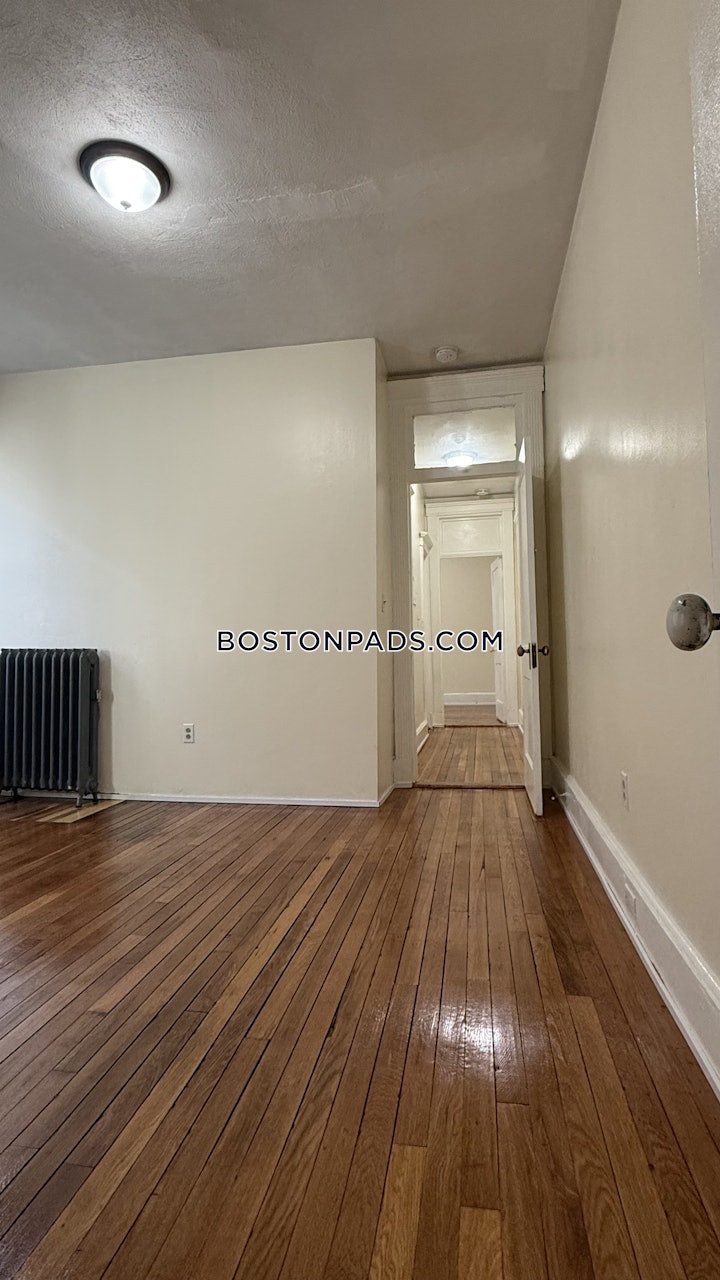 fenwaykenmore-2-bed-1-bath-boston-boston-3150-8030797 