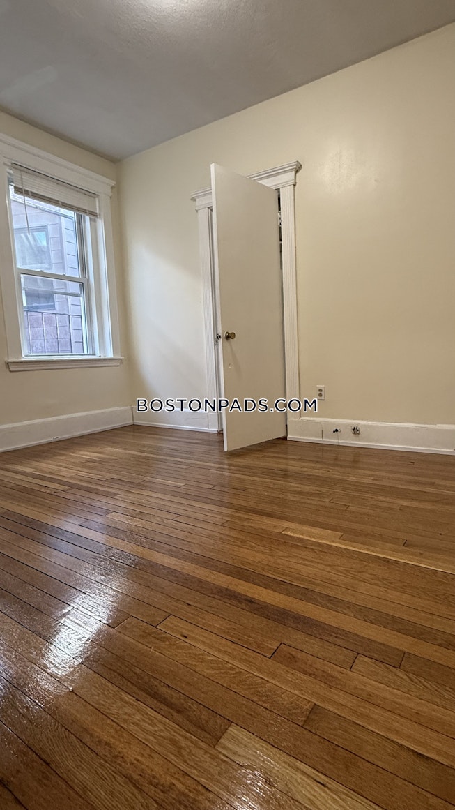 Boston - $3,150+ /mo