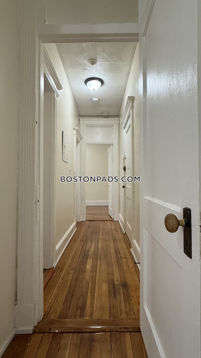 Boston - $3,150+ /mo