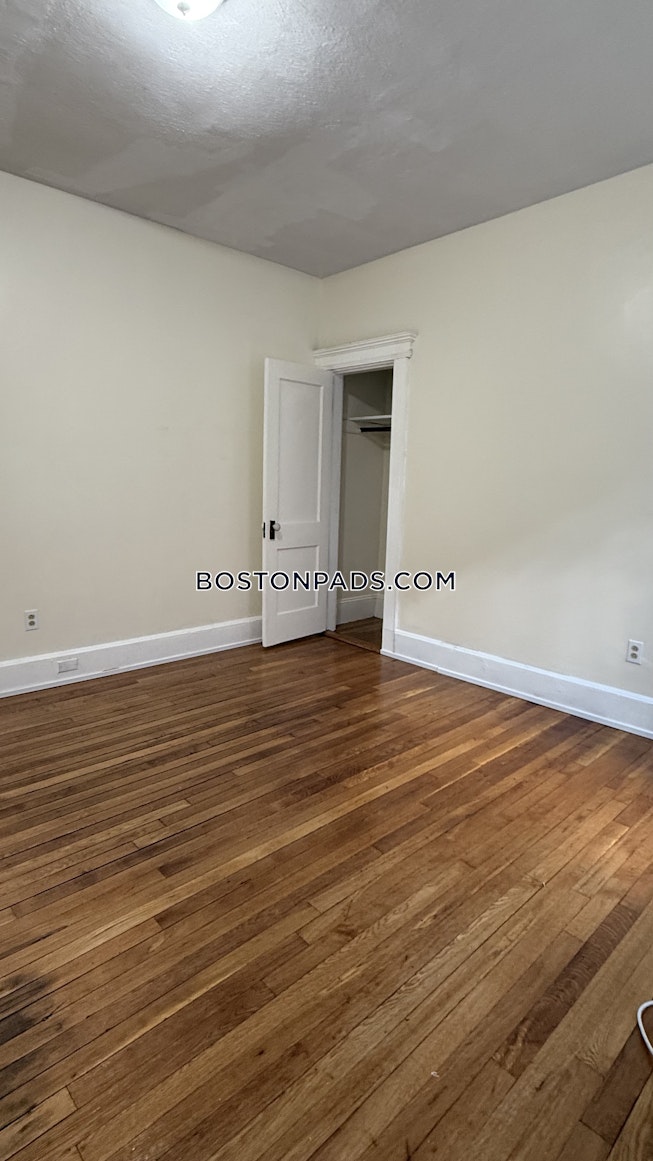Boston - $3,150+ /mo