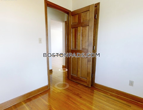 Grove St. Newton photo 7