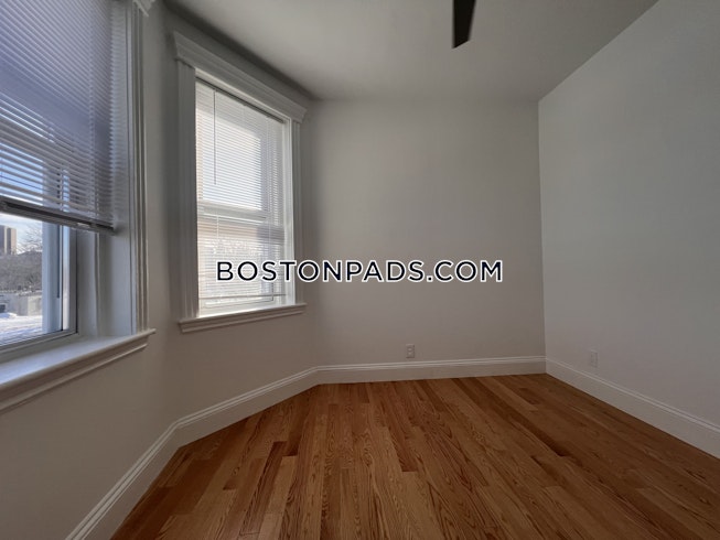 Boston - $3,800+ /mo