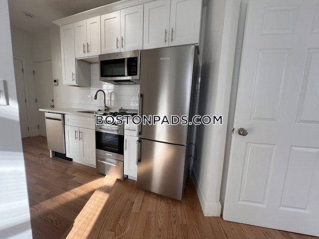 Boston - $3,800+ /mo