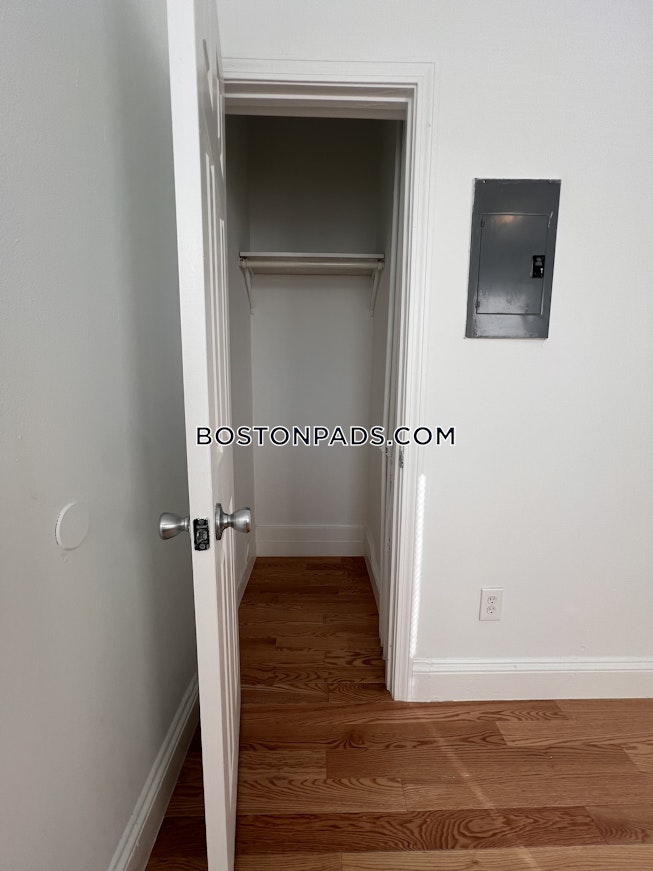 Boston - $3,800+ /mo