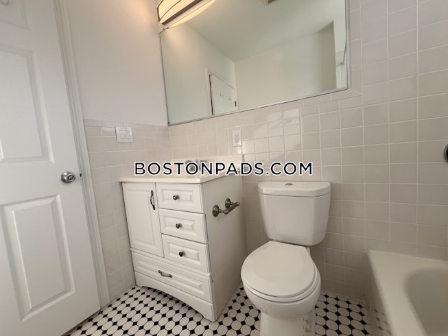 Boston - $3,800+ /mo
