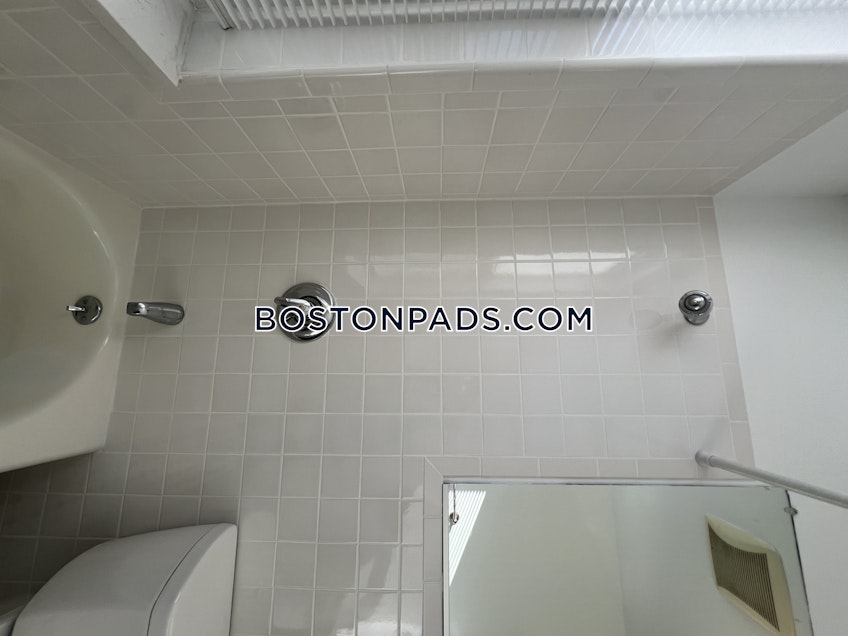 Boston - $3,800+ /month