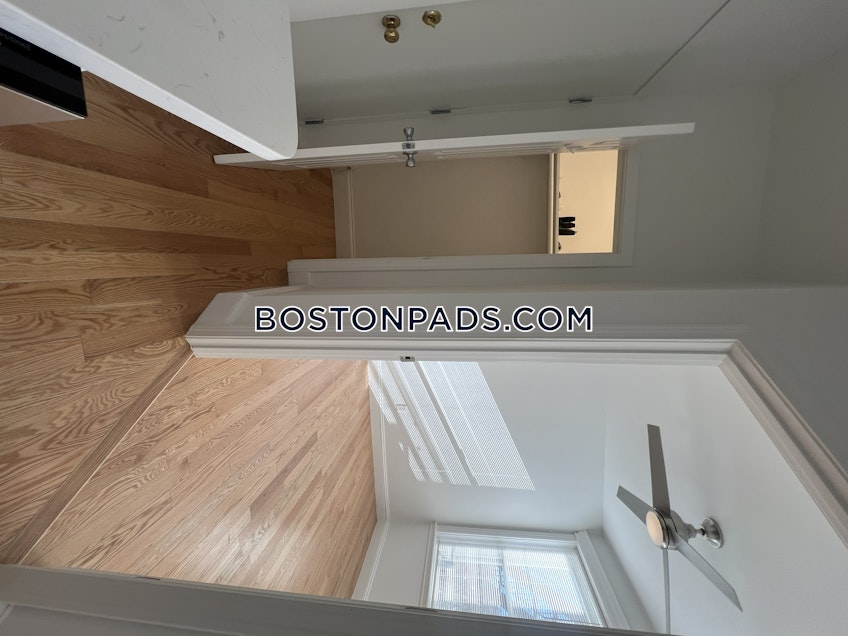 Boston - $3,800+ /month