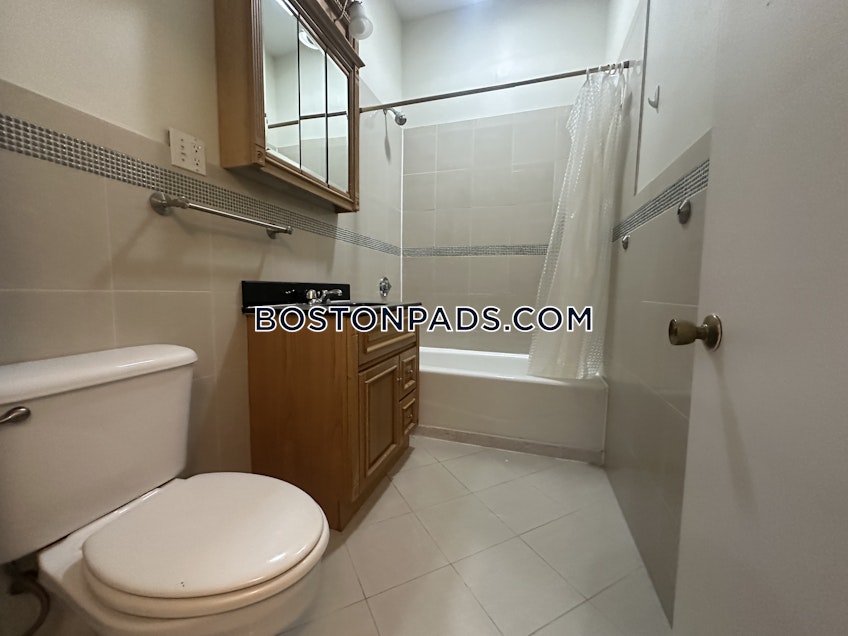 Boston - $4,800+ /month