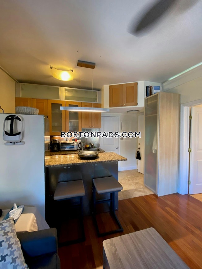 Boston - $2,785+ /mo