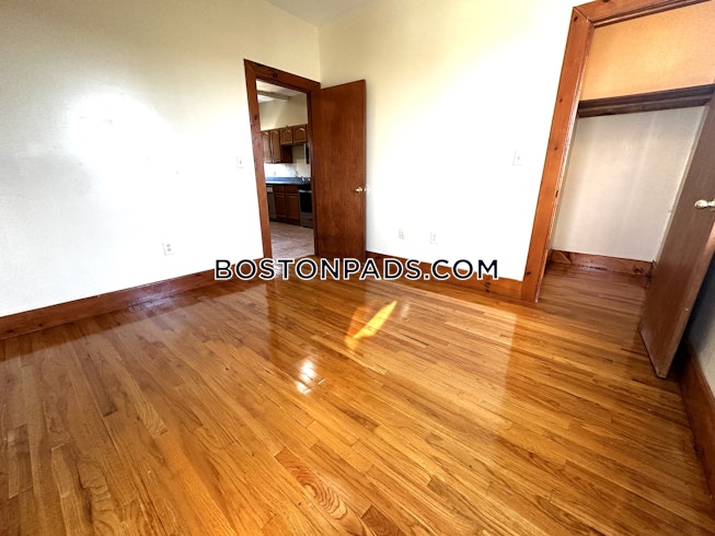 Boston - $4,650+ /mo