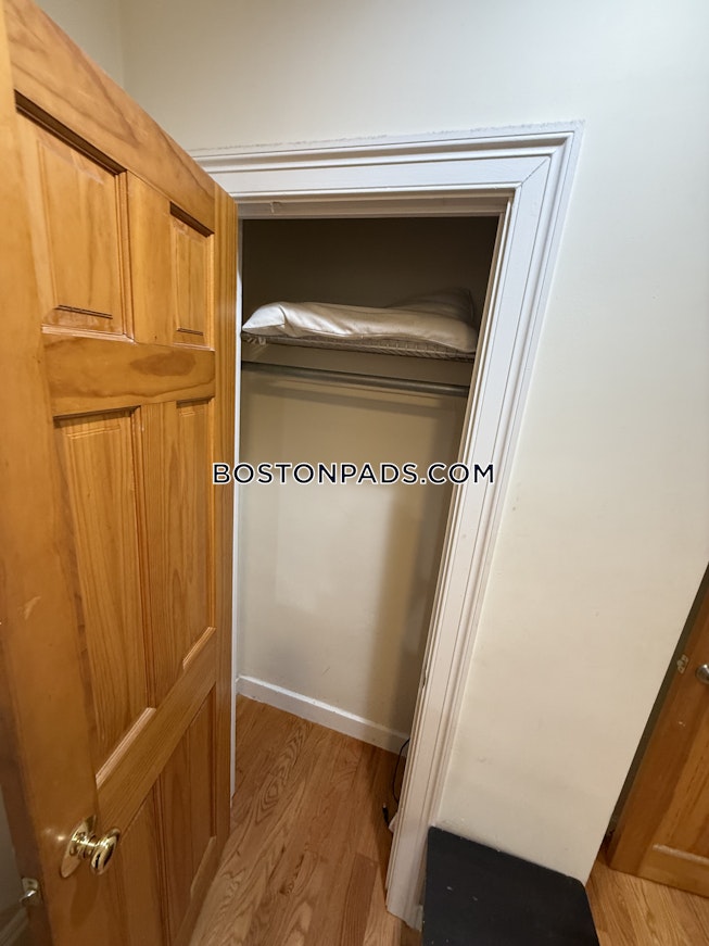 Boston - $6,100+ /mo