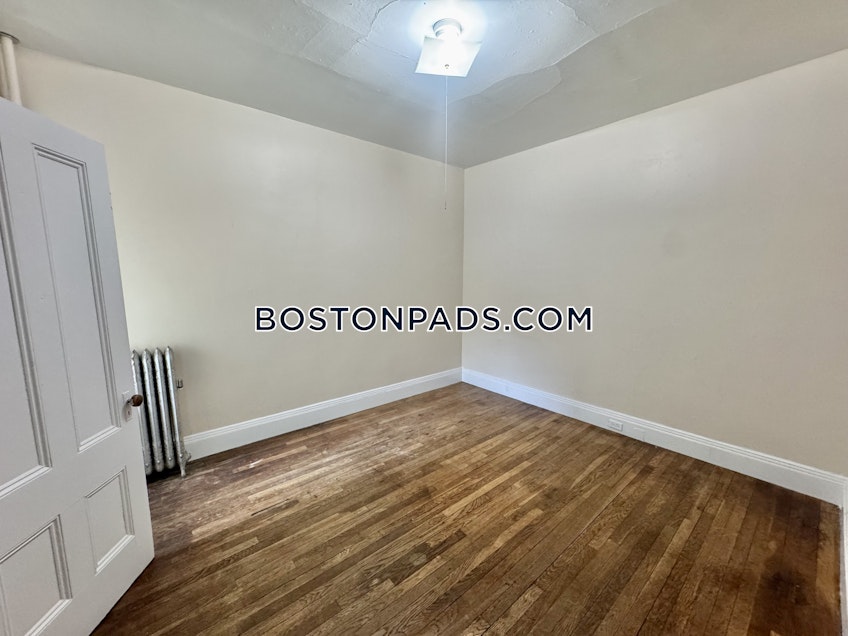 Boston - $2,800+ /month