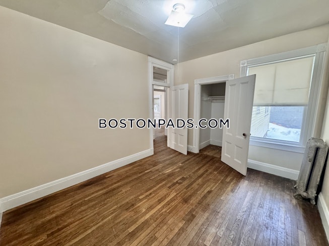 Boston - $2,800+ /mo