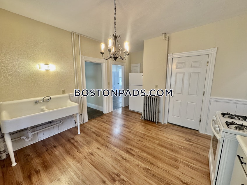 Boston - $2,800+ /month