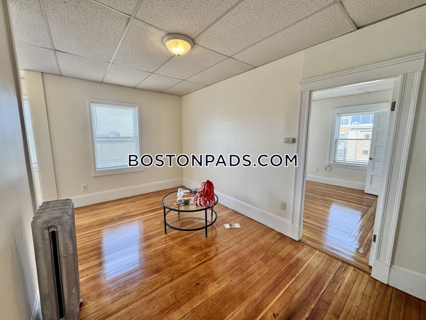 Cambridge - $2,700+ /month