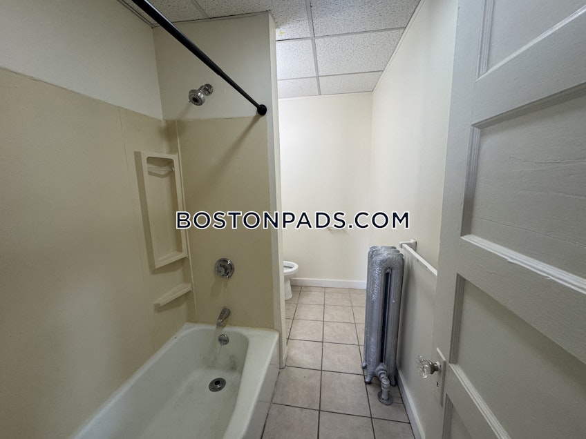 Cambridge - $2,700+ /month